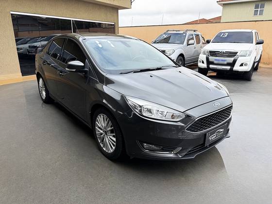 FORD FOCUS 2.0 SE FASTBACK 16V FLEX 4P POWERSHIFT